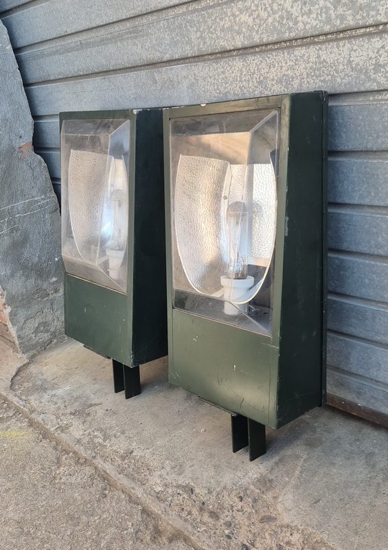 cabeza farola metal cristal 78x45x16 soporte metal 6x5.5 2u